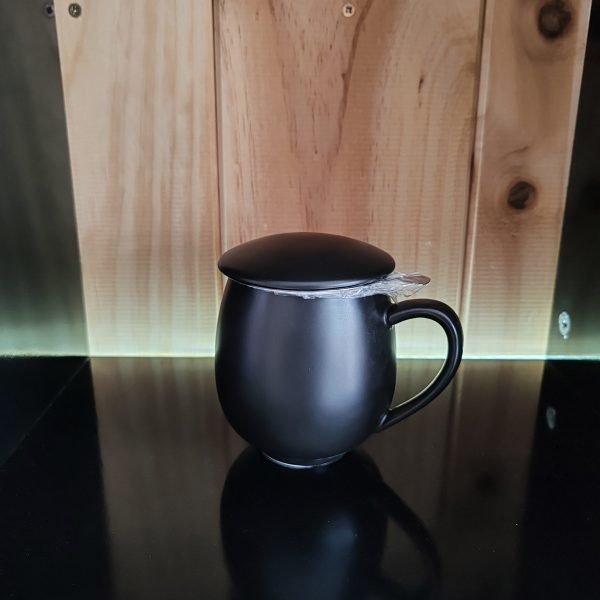 Taza de té negra suave